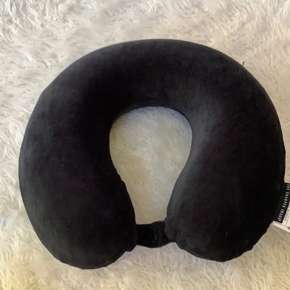 sharper image neck pillow